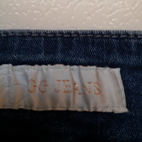 GG Jeans Ladies Size 12 Bermuda Length Pull On Medium Wash Jean Shorts - Picture 6 of 8